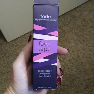 Tarte face tape 12N fair neutral